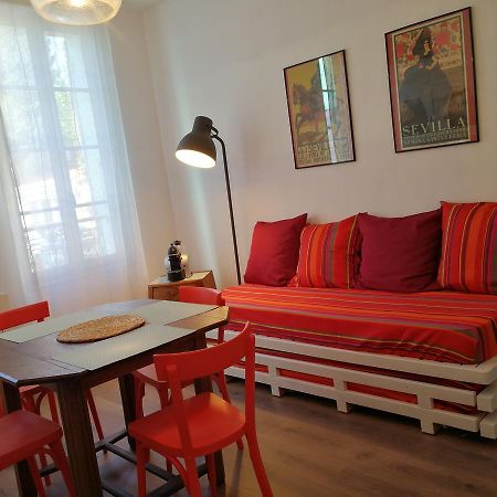 La Loge Du Theatre - Saintes Apartment ภายนอก รูปภาพ
