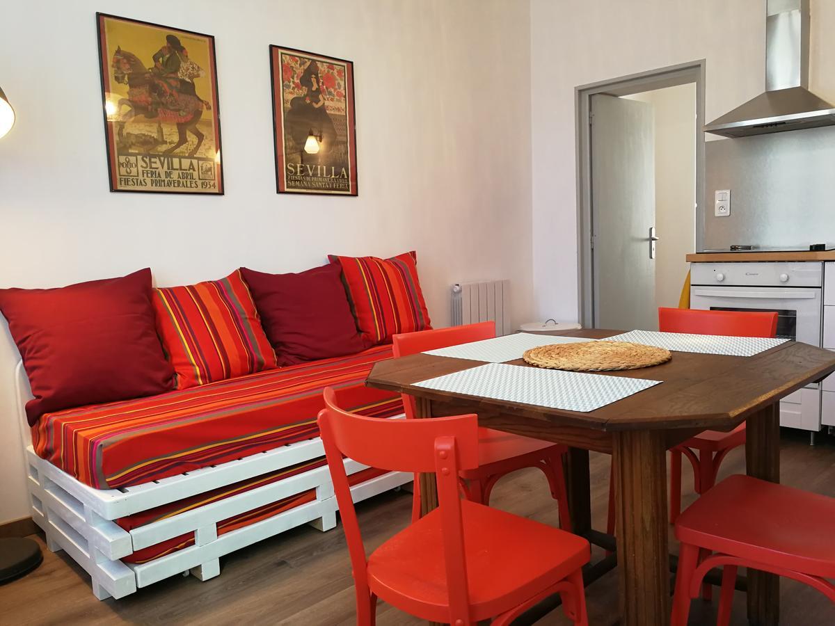 La Loge Du Theatre - Saintes Apartment ภายนอก รูปภาพ